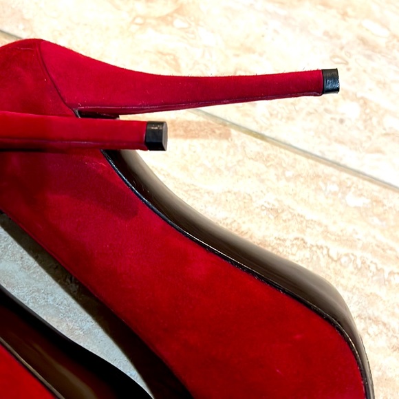 LIKE NEW Stuart Weitzman Red Suede Heels! - Picture 5 of 7